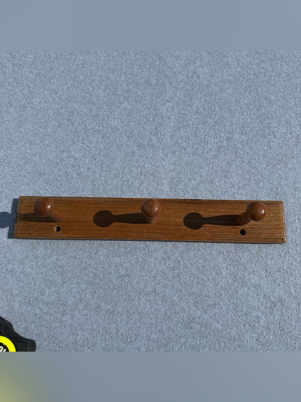 Wooden Wall Peg Rack in Brown - Classic Home Wall Decor